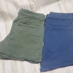 American eagle shorts size 8 green & blue twill stretch midi